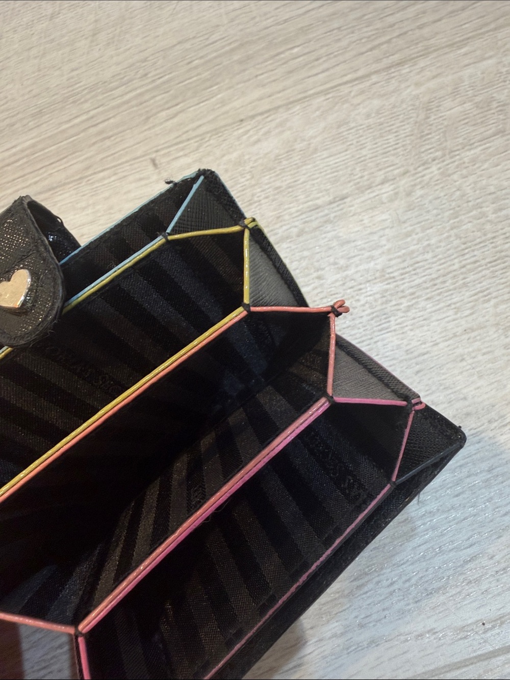 Victoria's Secret Black Card Case with Heart Snap - Picture 2 of 4